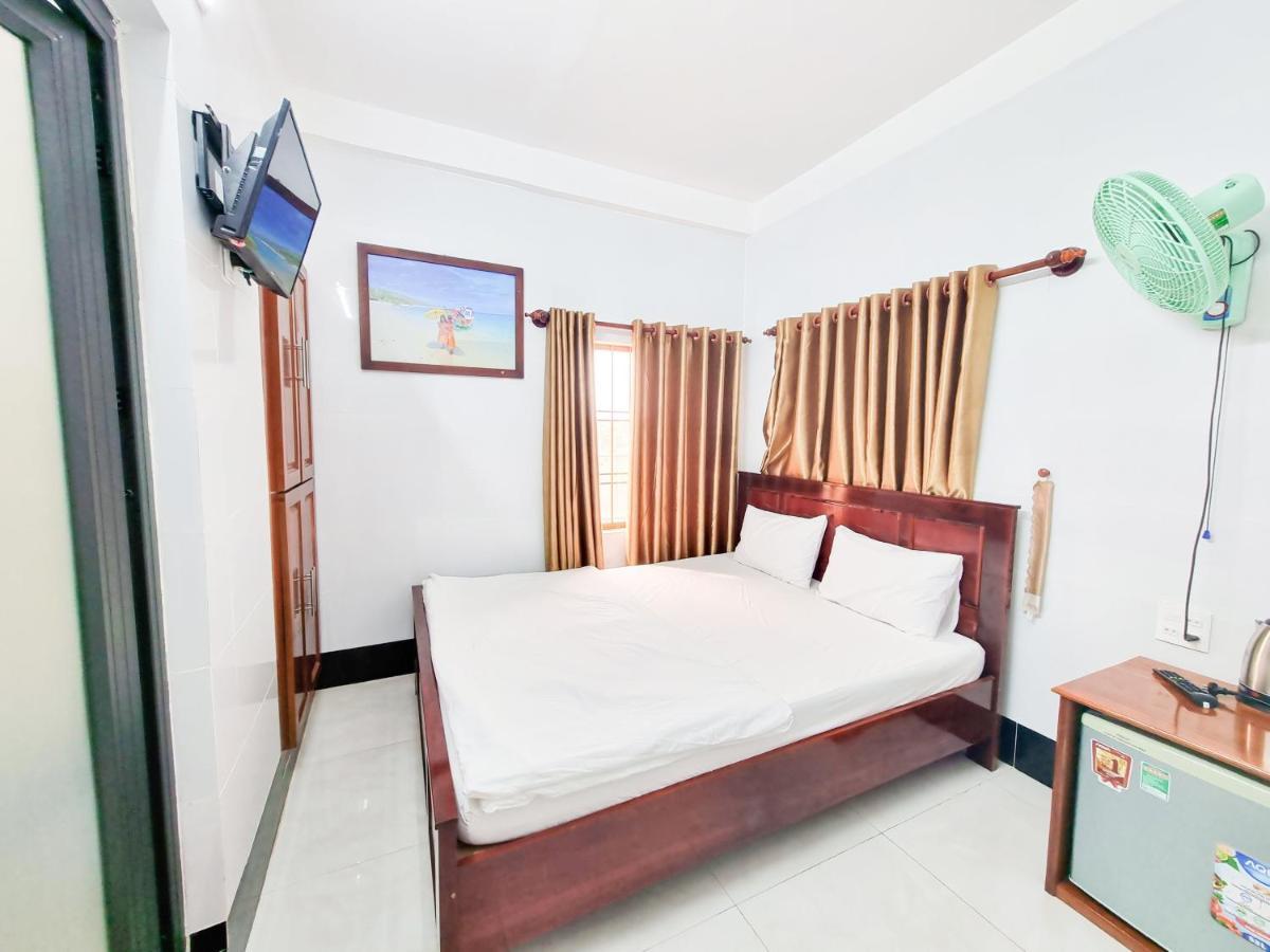Huong Duong Hotel Dao Phu Quy Exteriör bild
